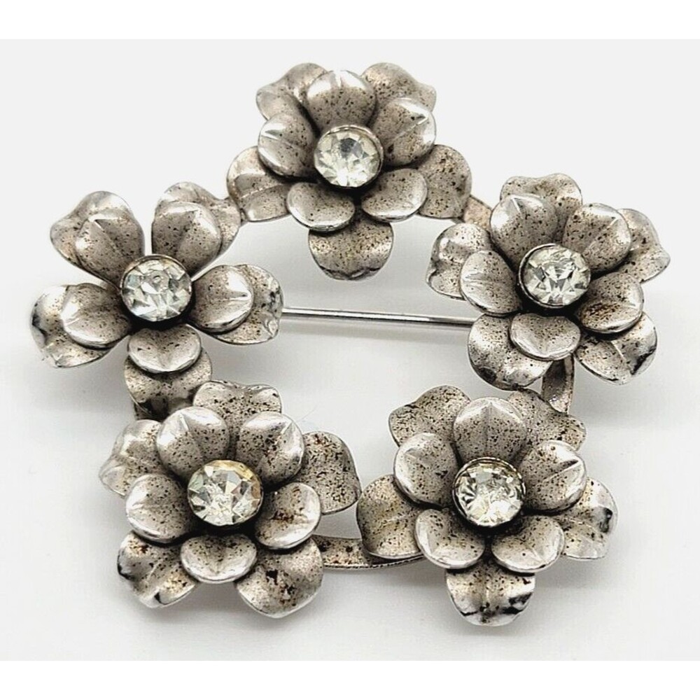 Flower Brooch Pin Clear Crystal Rhinestones Silver Tone Metal 3D Vintage Sparkly